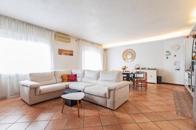 4-room flat in Via Papa Giovanni XXIII, Roncade - Photo 1