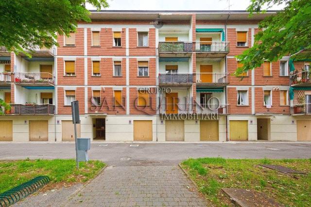 Vierzimmerwohnung in Piazza della Resistenza 5, Novellara - Foto 1