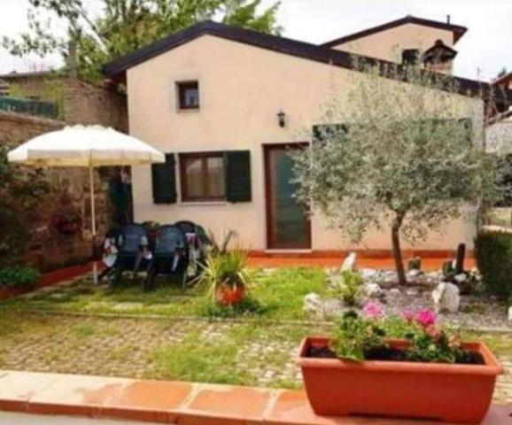 3-room flat in Strada Regionale Cassia, Montalcino - Photo 1