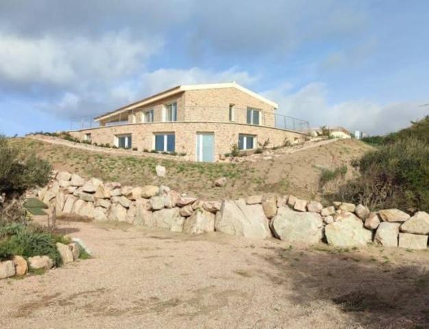 Mansion in La Marinedda, Trinità d'Agultu e Vignola - Photo 1