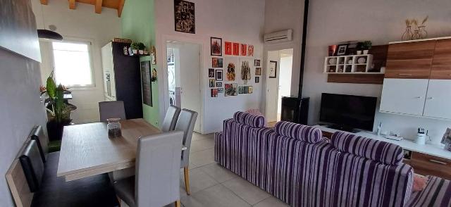 4-room flat, Ronco all'Adige - Photo 1