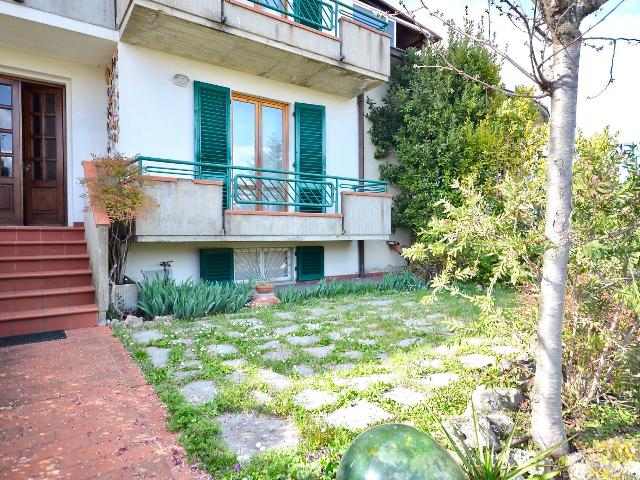 Detached house in {3}, Via Indipendenza - Photo 1