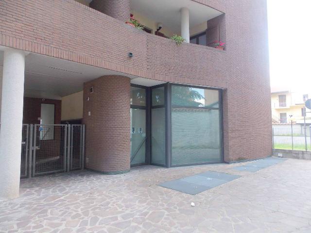 Shared office in Piazza Don Gaffuri 7, Lissone - Photo 1