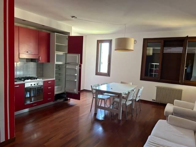 3-room flat in Via Castellana, Castelfranco Veneto - Photo 1