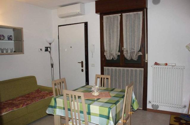 2-room flat in Via Giorgio De Chirico 10, Fano - Photo 1