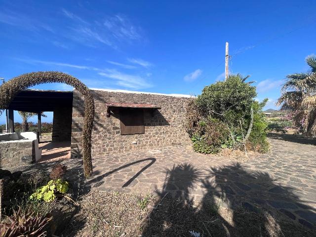 Country house or cottage in Via San Francesco Località Margana 5, Pantelleria - Photo 1