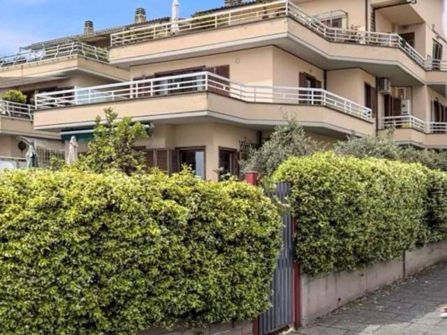 2-room flat in Via della Rena 38, Trevignano Romano - Photo 1