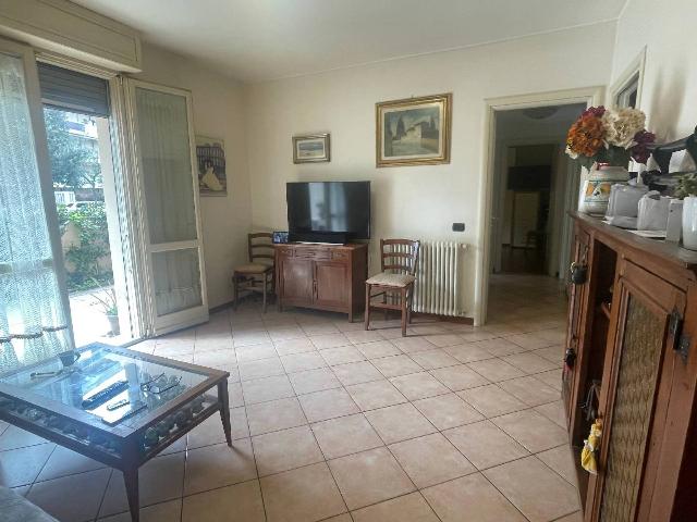 Vierzimmerwohnung in Via Marco Polo, Viareggio - Foto 1