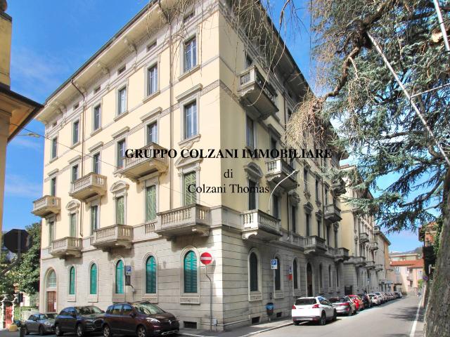 Apartament in {3}, Via Zezio - Photo 1