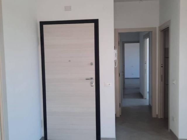 Penthouse in Via Garigliano, Aprilia - Photo 1