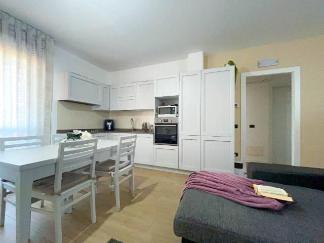 4-room flat in {3}, - Photo 1