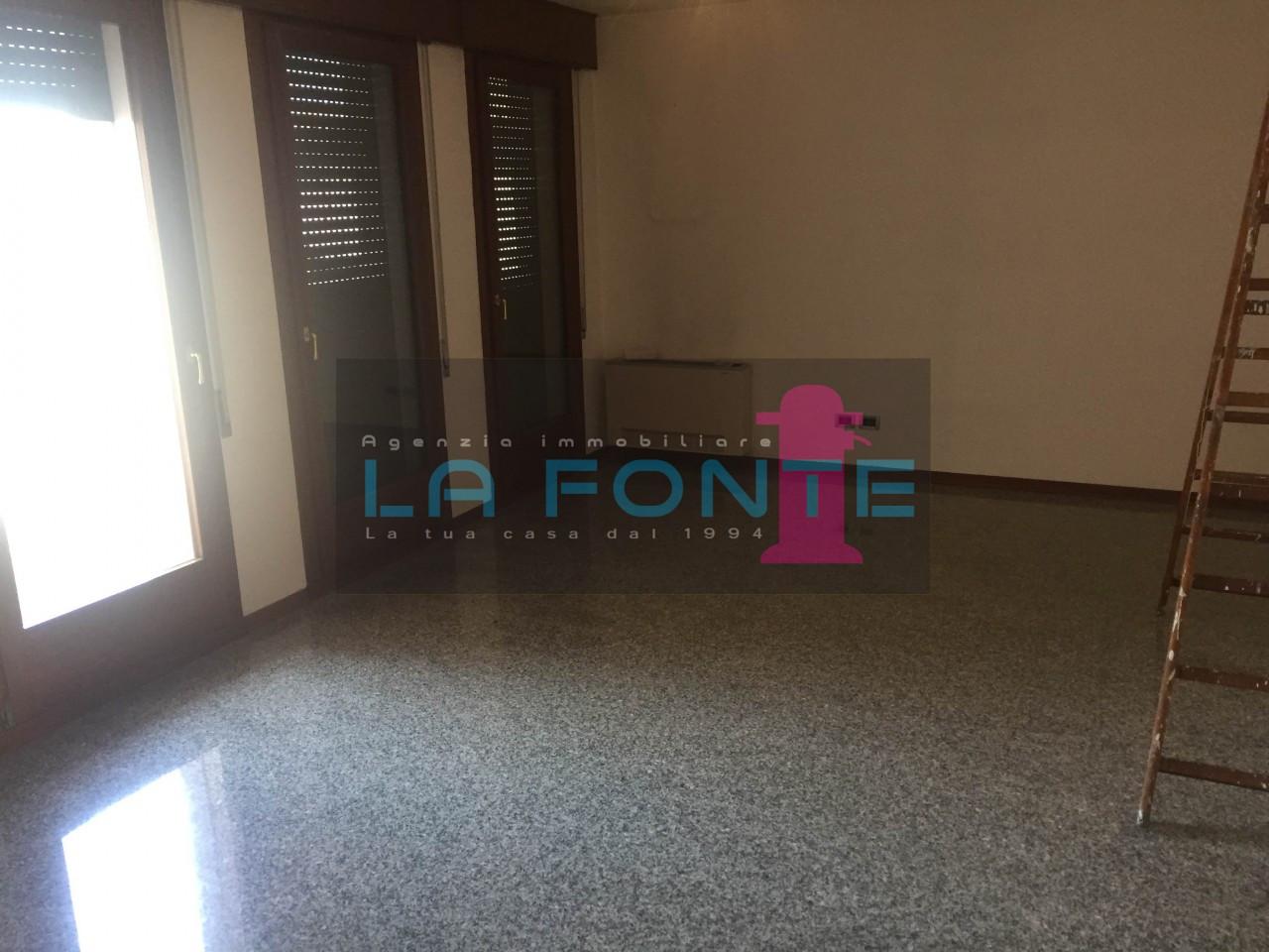 Ufficio in , Noventa Padovana, {3} - Foto 1