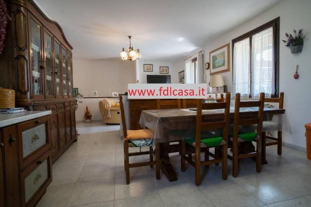 Apartament in Via Martiri della Resistenza, Montopoli in Val d'Arno - Photo 1