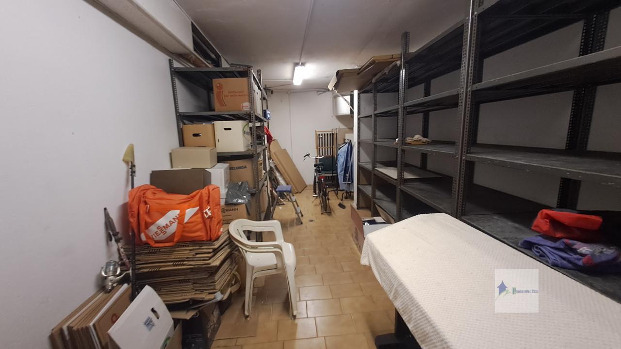 Magazzino in Via Allea Comunale, Turbigo, {3} - Foto 2
