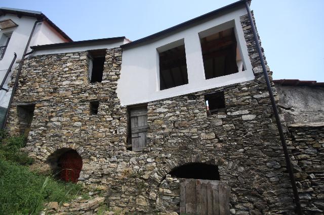 casa indipendente in vendita a Borgomaro in zona Candeasco