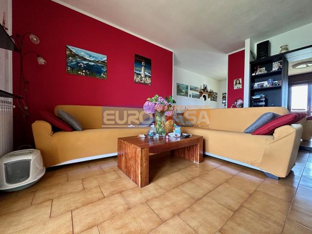 3-room flat in Via San Donato, Osio Sotto - Photo 1