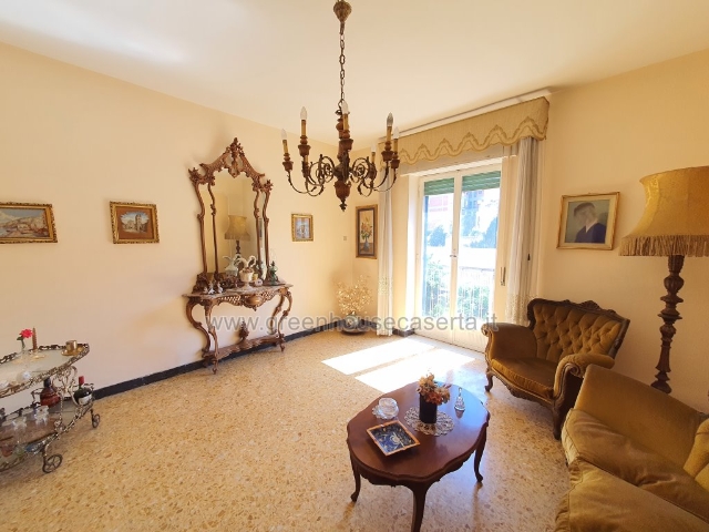 4-room flat in Via Gino Chierici, Caserta - Photo 1