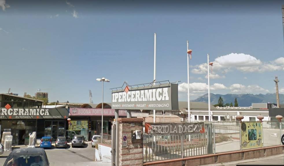 Negozio in Via San Leonardo, Salerno - Foto 1