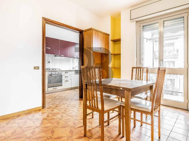 2-room flat in Via Fabio Filzi 15, Carbonate - Photo 1