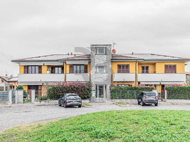 2-room flat in Via Angelo Pagani 1, Mozzate - Photo 1