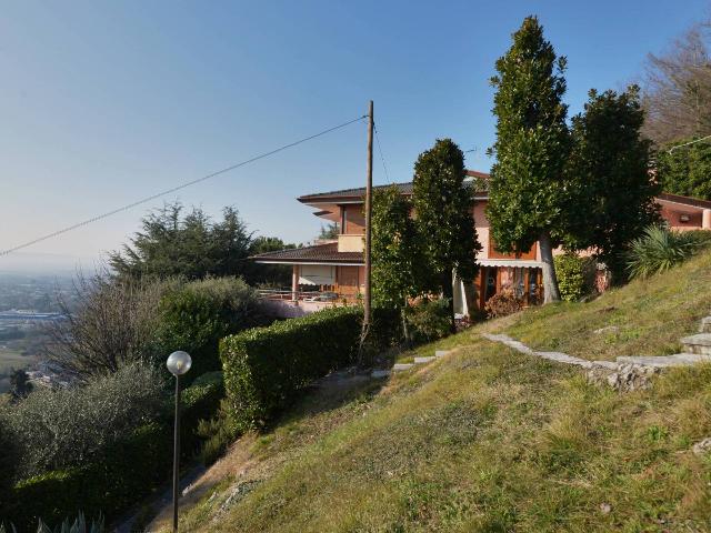 Mansion in Via Roma, Pieve di Soligo - Photo 1