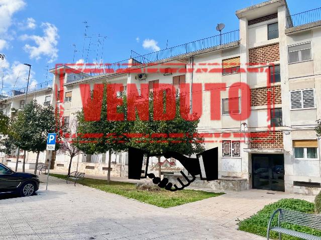 Apartament in Piazza Pio XII, Modugno - Photo 1