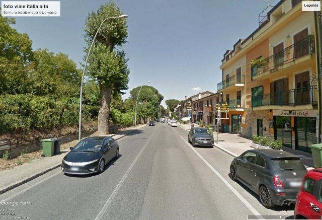 Negozio in Viale Italia S.N.C., Avellino - Foto 1