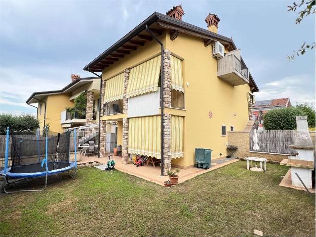 Terraced house in Via Boara, 192/U, Mozzecane - Photo 1