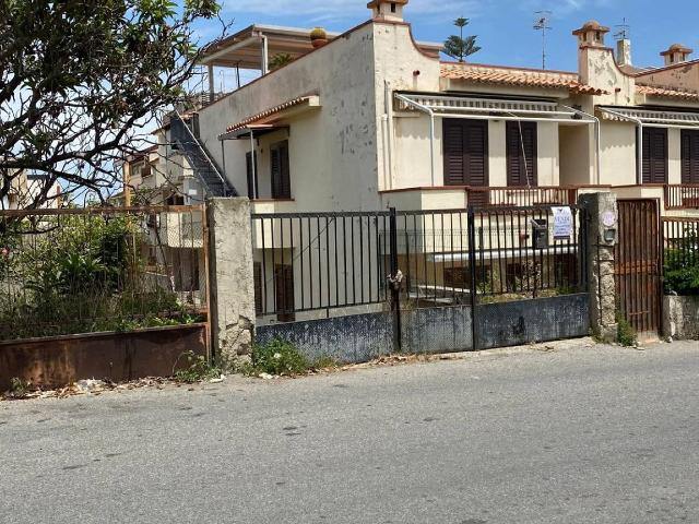 Warehouse in Contrada Santa Margherita, Messina - Photo 1