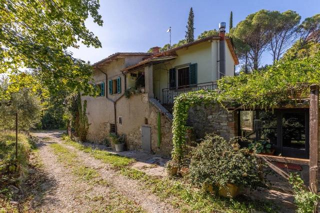 Country house or cottage in Case Sparse Valecchie-Montanare, Cortona - Photo 1