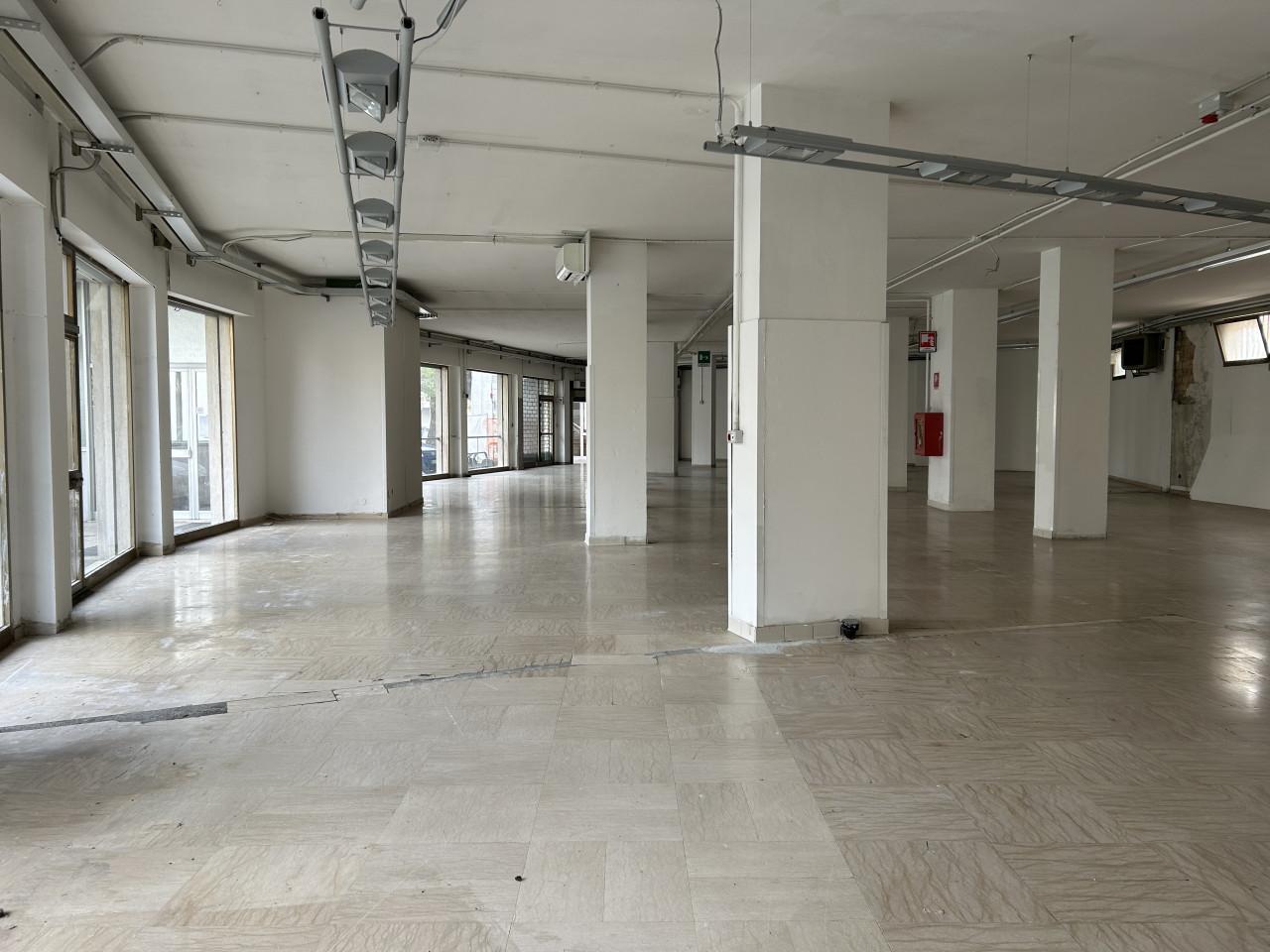 Negozio in Via Buonarotti, Spinea, {3} - Foto 1