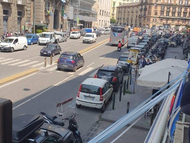 Ufficio condiviso, Napoli - Foto 1