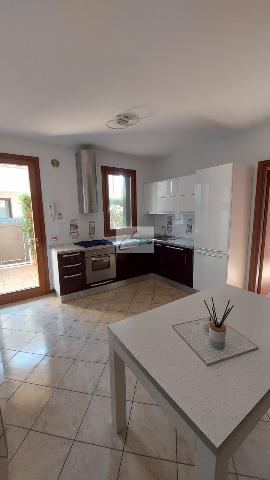 3-room flat in Via Sant'Andrea, Albignasego - Photo 1