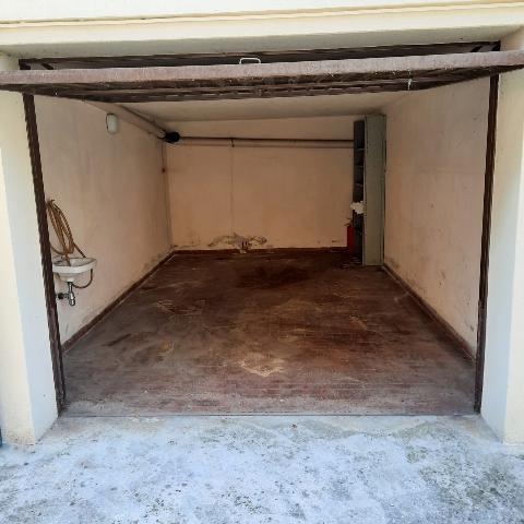 Garage in Via Lagrange, Padova - Foto 1