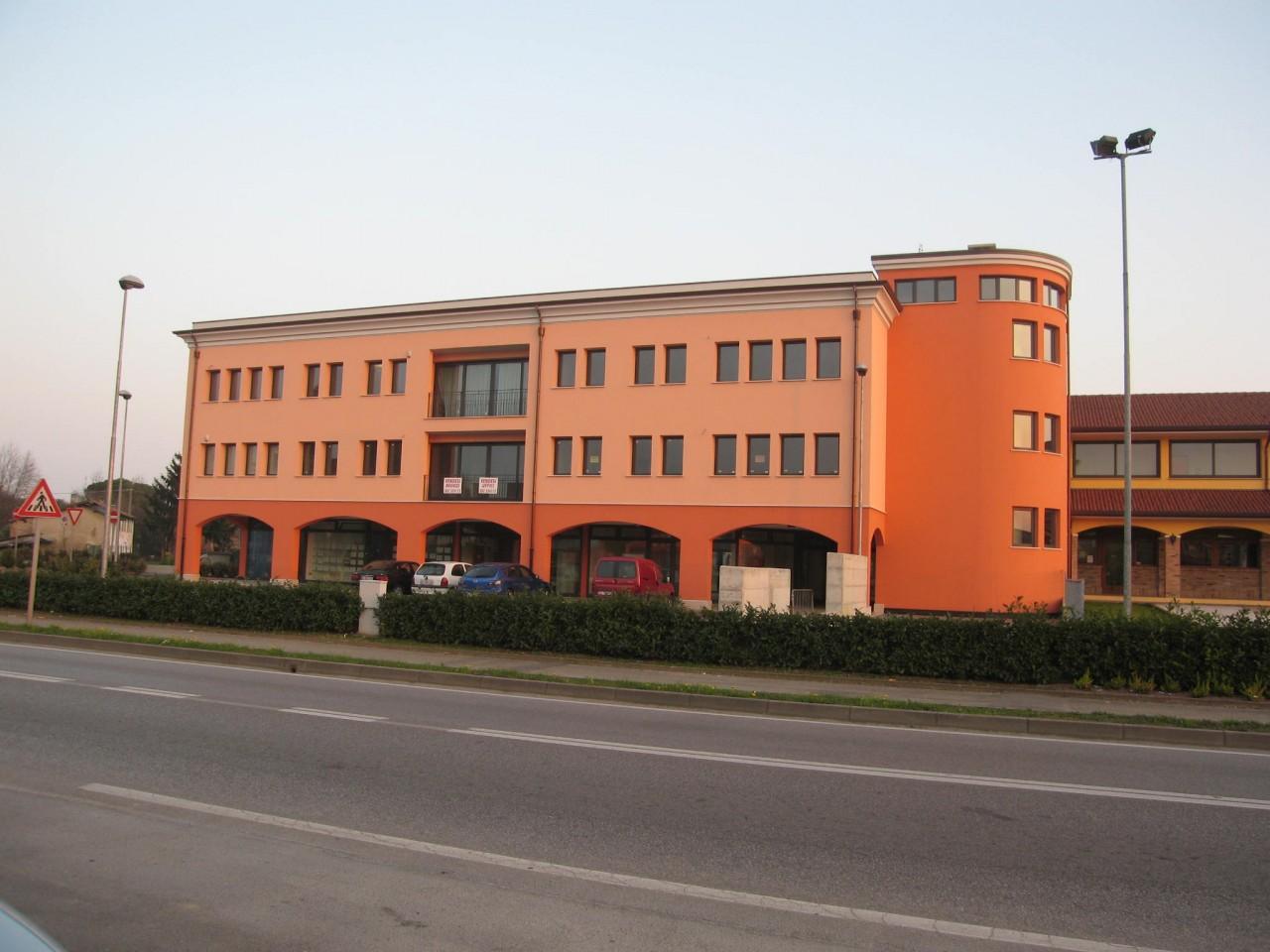 Ufficio in Via Euganea 151/E, Selvazzano Dentro, {3} - Foto 1
