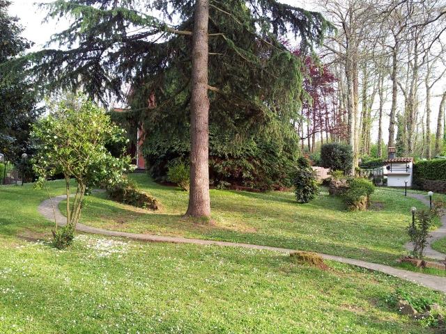 Mansion in {3}, Viale dei Lecci - Photo 1