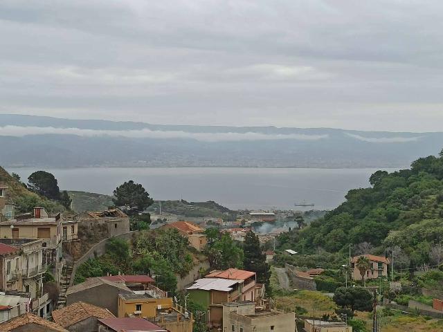 Casa indipendente in Vico Petruscello Snc, Messina - Foto 1