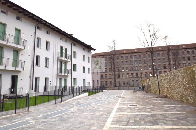 3-room flat in Via Pasubio 165, Schio - Photo 1