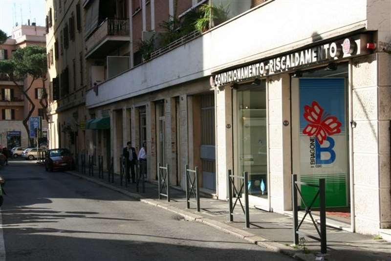 Negozio in Via Saluzzo, Roma, {3} - Foto 1