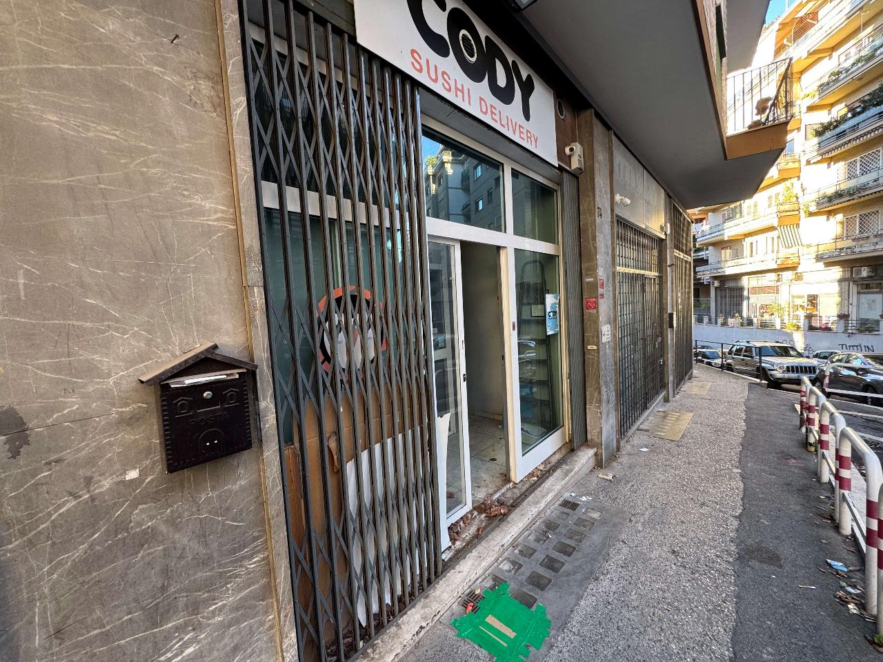 Negozio in Via Antonio Serra 74, Roma, {3} - Foto 2