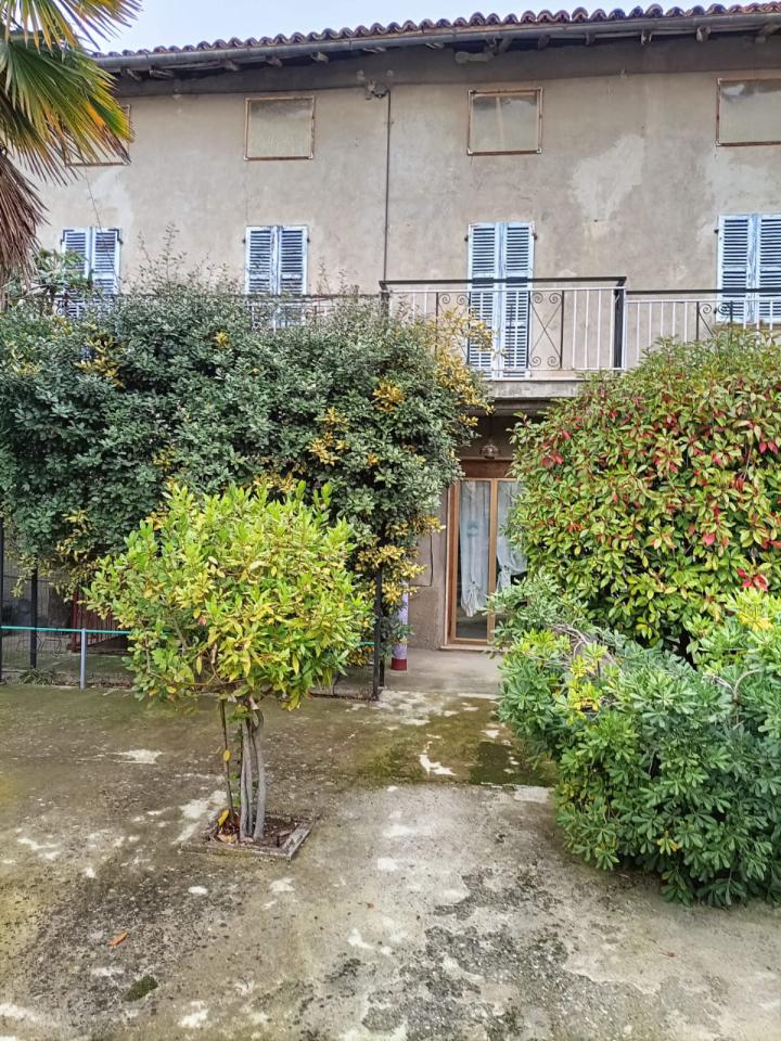 Casa indipendente in vendita a Altavilla Monferrato