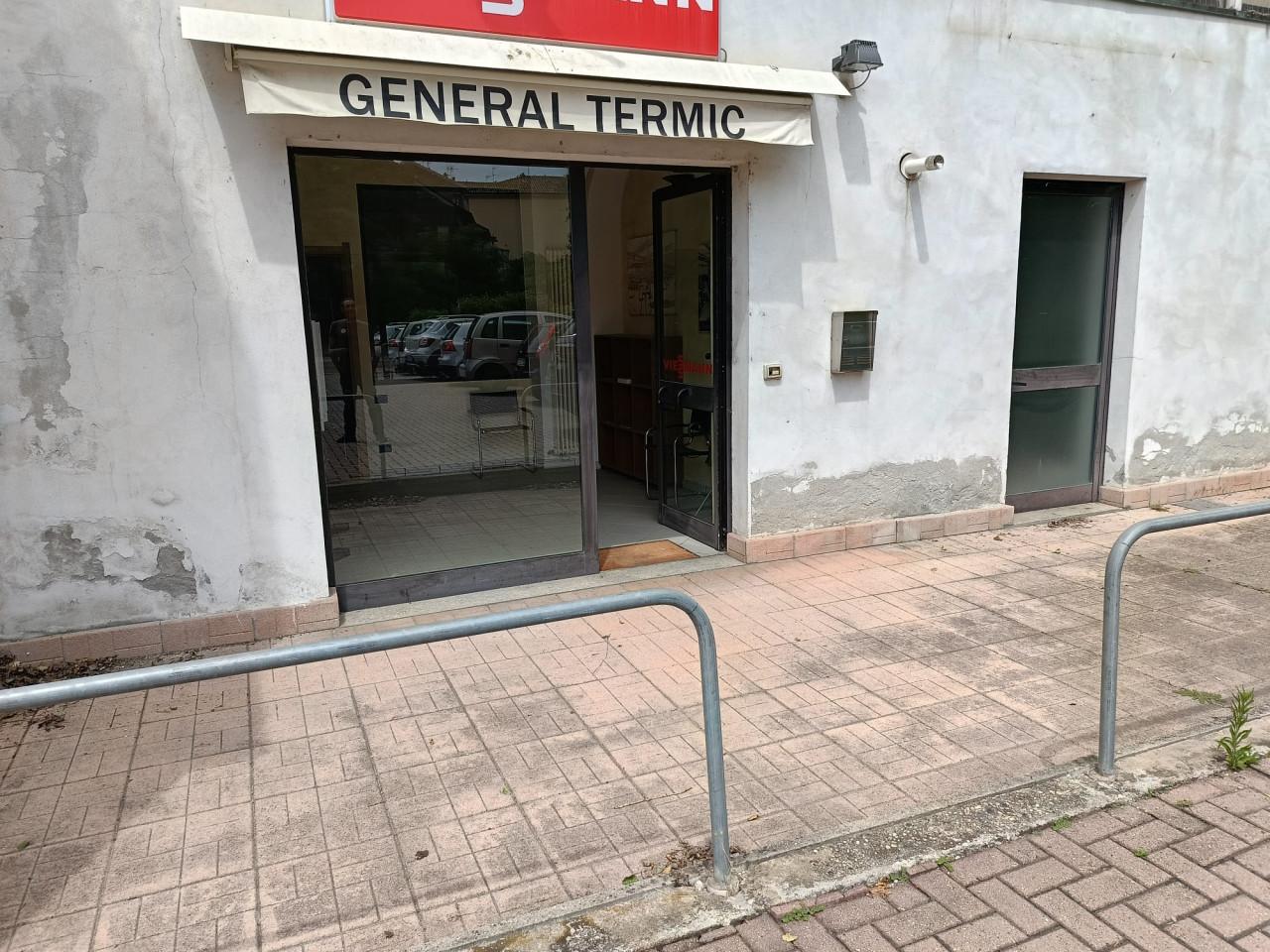 Capannone in Corso Giovane Italia 46, Casale Monferrato, {3} - Foto 1