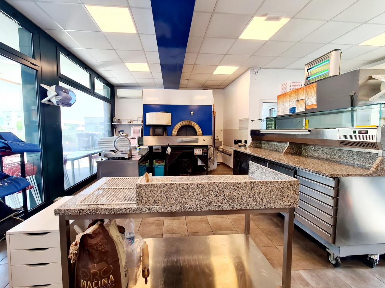 Pizzeria in Via Brunelli, Este, {3} - Foto 2