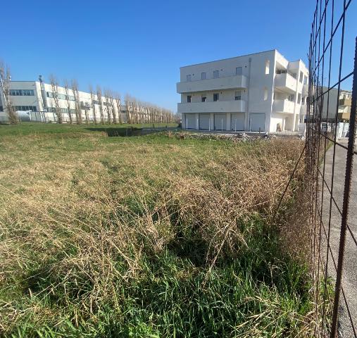 Residential building land in Via Isonzo, Mestrino - Photo 1