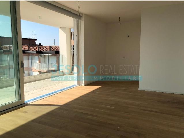 4-room flat in Piazza Mazzini, Jesolo - Photo 1