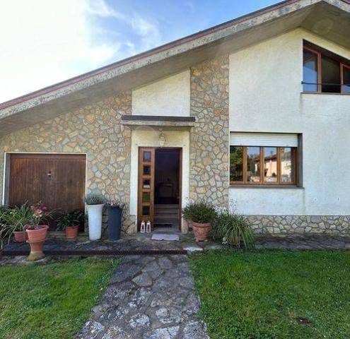 Villa in Via XXV Aprile, Barga - Foto 1