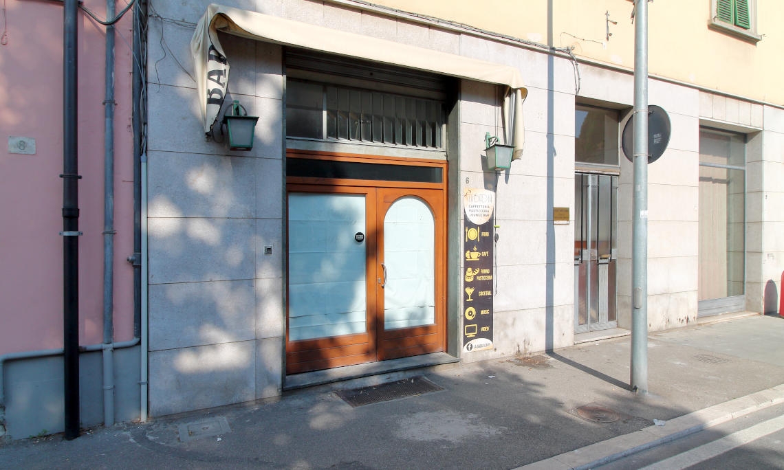 Negozio in Via Benedetto Varchi 6, Arezzo, {3} - Foto 2