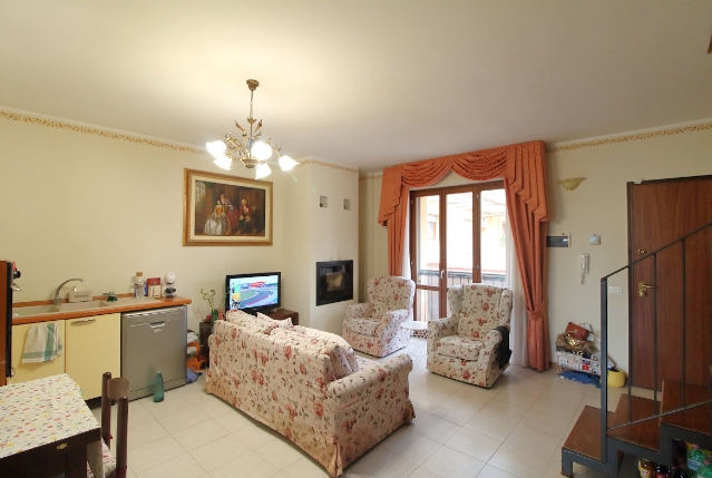 4-room flat in Via della Stazione, Monte San Savino - Photo 1