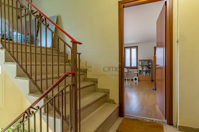 2-room flat in Via Roma, Albese con Cassano - Photo 1