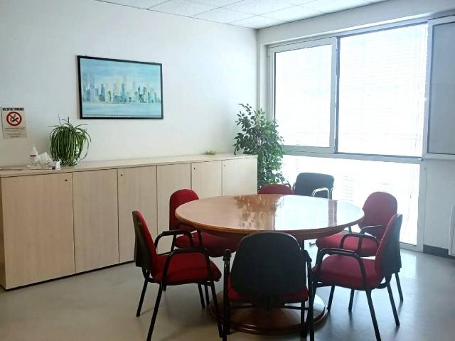 Shared office, Limena - Photo 1